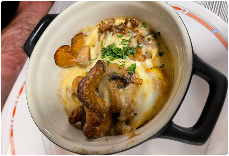 Aux Deux Pates - Restaurant Auzat-la-Combelle - bien manger AUZAT-LA-COMBELLE