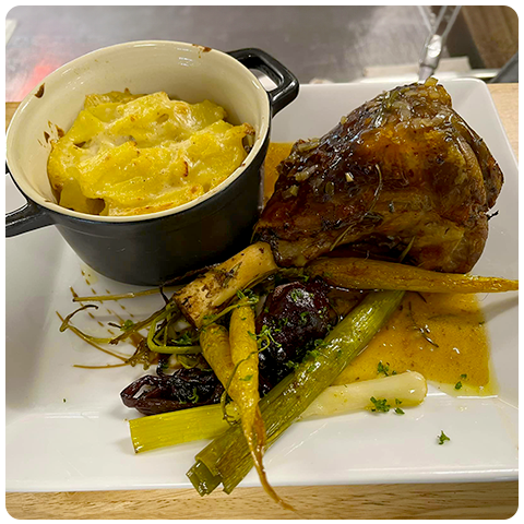 Aux Deux Pates - Restaurant Auzat-la-Combelle - bien manger AUZAT-LA-COMBELLE